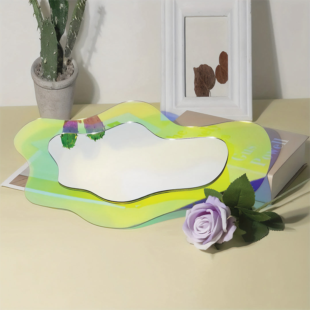 Curved Cosmic Mirror