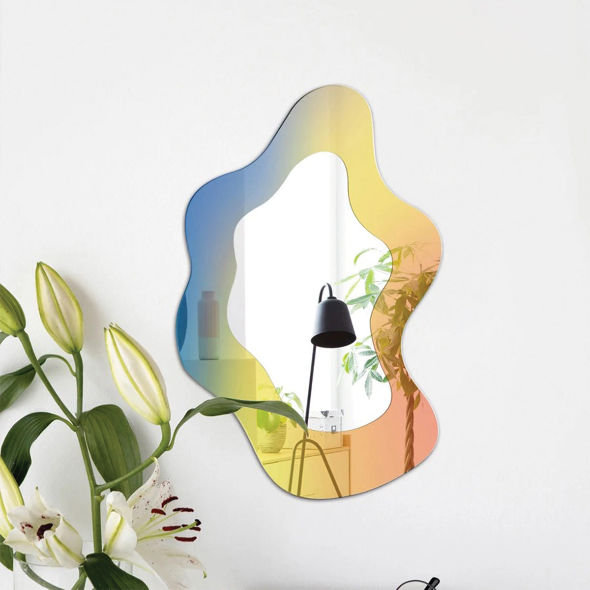 Curved Cosmic Mirror