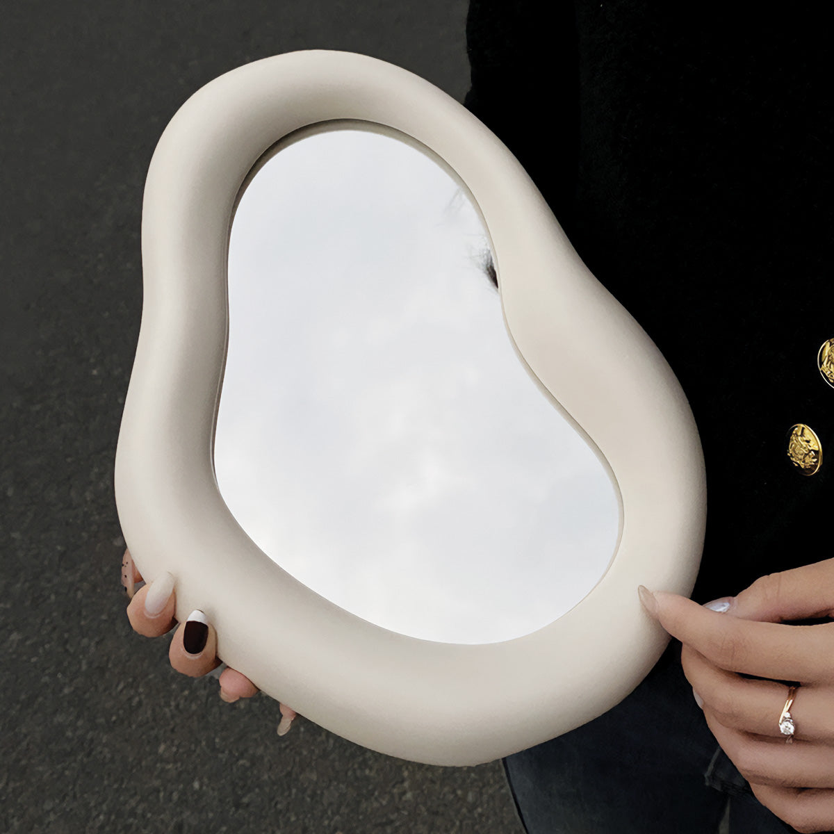 Bold and Sturdy Table Mirror