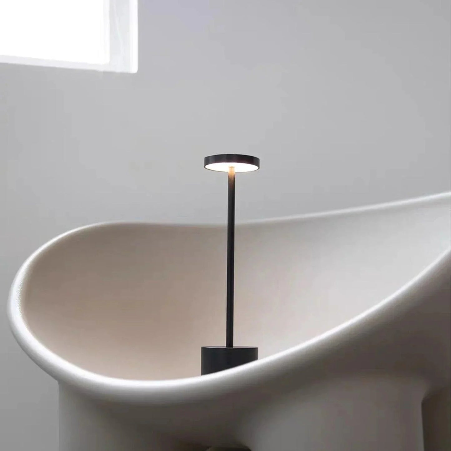 Chic LoraGlow Wireless Table Lamp | USB Rechargeable | Metal & LED | Dimmable Design