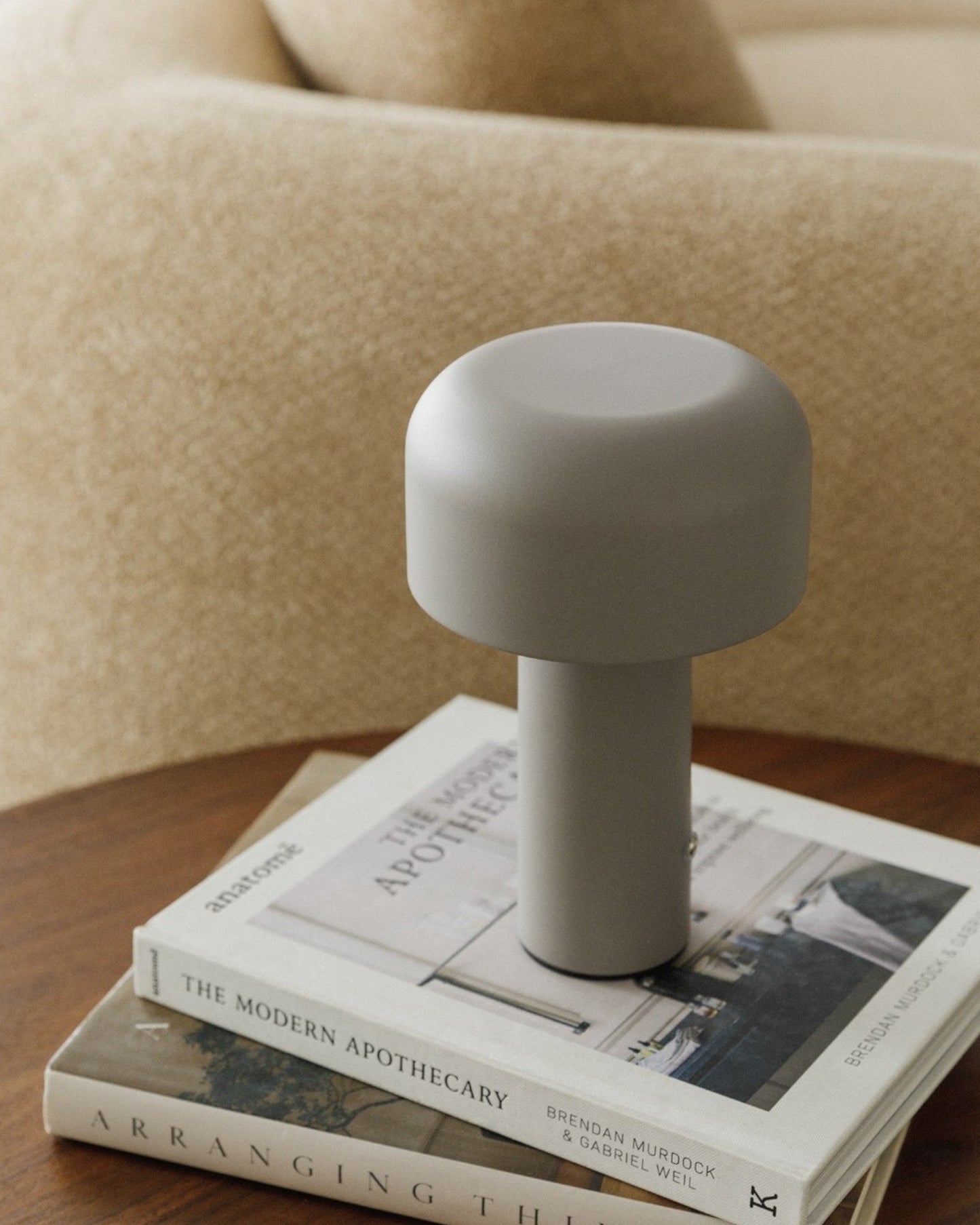 Loentia – Modern 21 cm Cordless LED Table Lamp