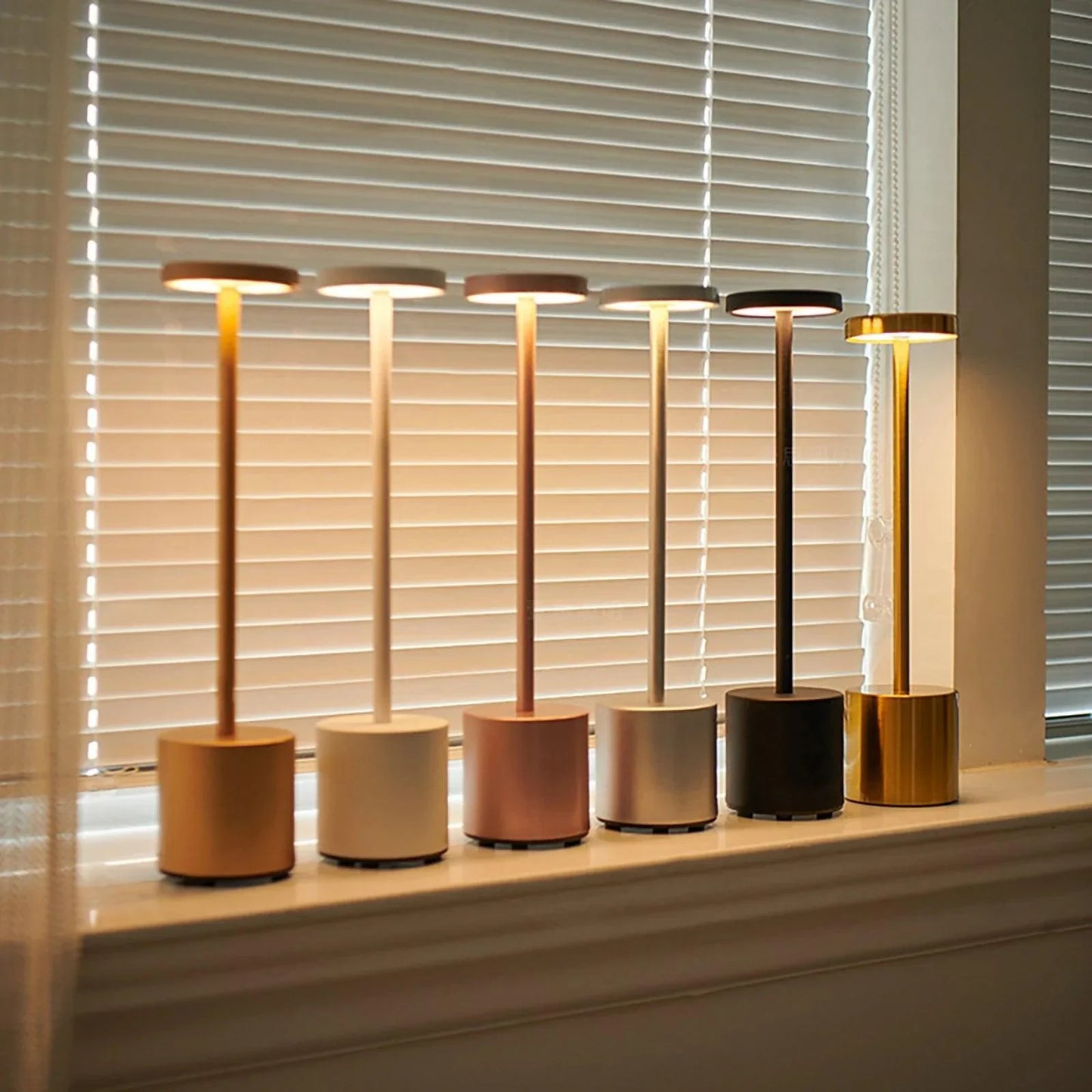 Chic LoraGlow Wireless Table Lamp | USB Rechargeable | Metal & LED | Dimmable Design
