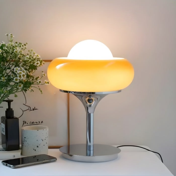 Laurent Bauhaus Egg Tart Table Lamp