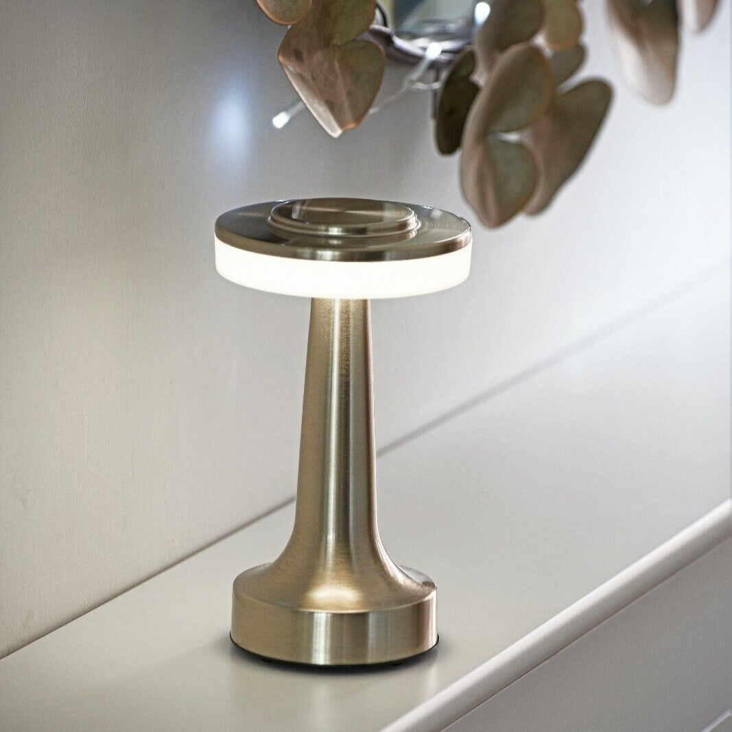 Vintage-Inspired Bar Table Lamp